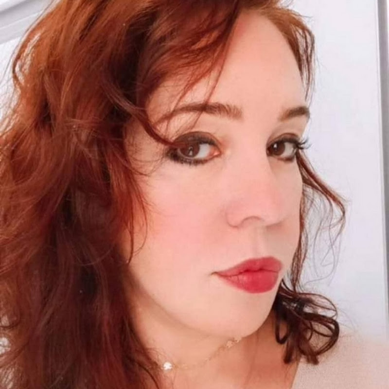 Amira Zelaa Cosmiatra