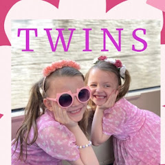 TWINS Mira & Dana