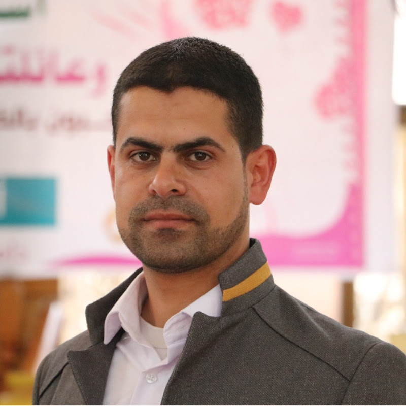 أ. محمود  النحال English Teacher