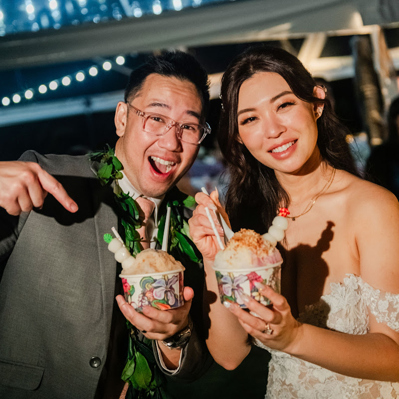 Amanda & Felix Eats Logo