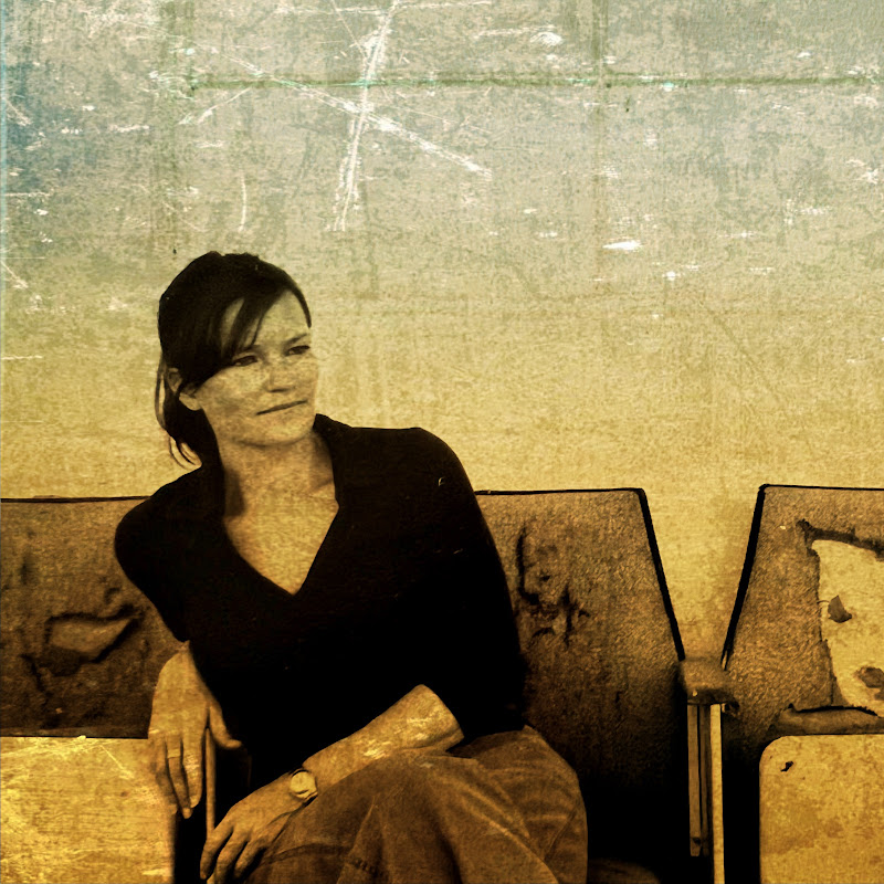 Vicky Vaughn Shea