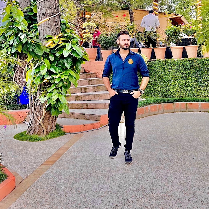 Ali Akhtar