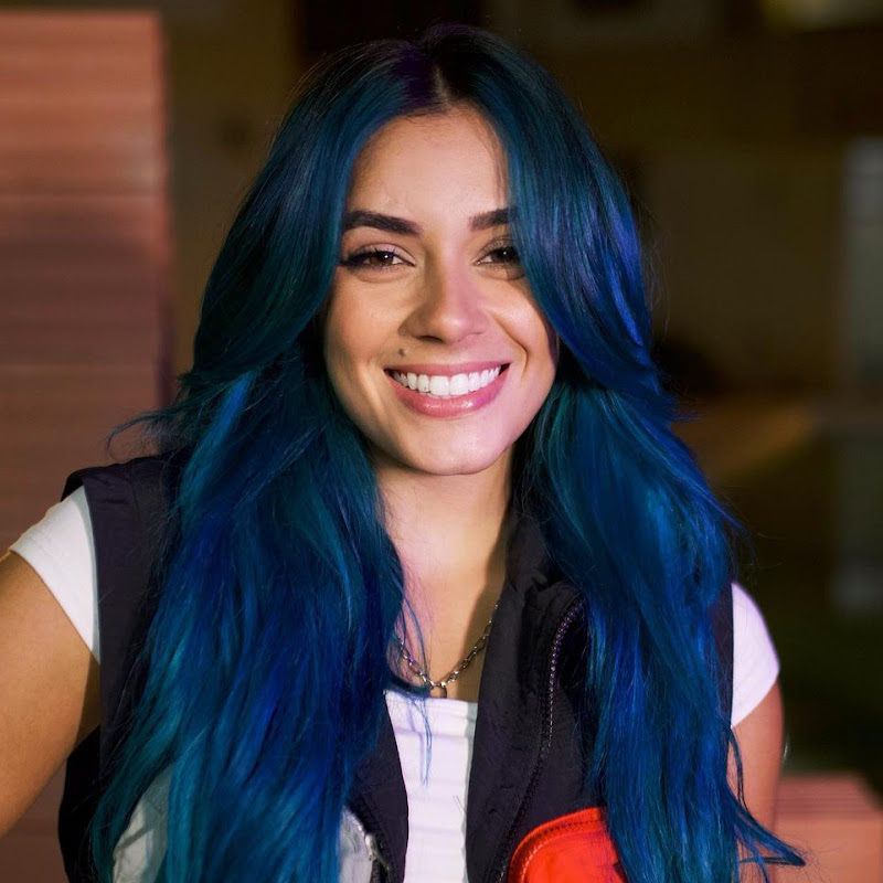 Dia de LAVAAR o manto AZULL 🗣️🚿💙 #shorts #hairstyle