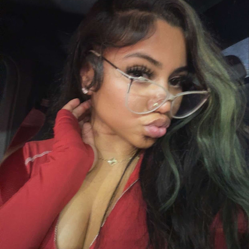 Krysss V.