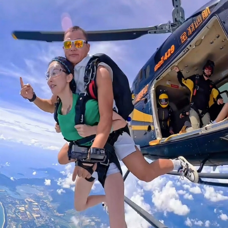 Sky diving avatar