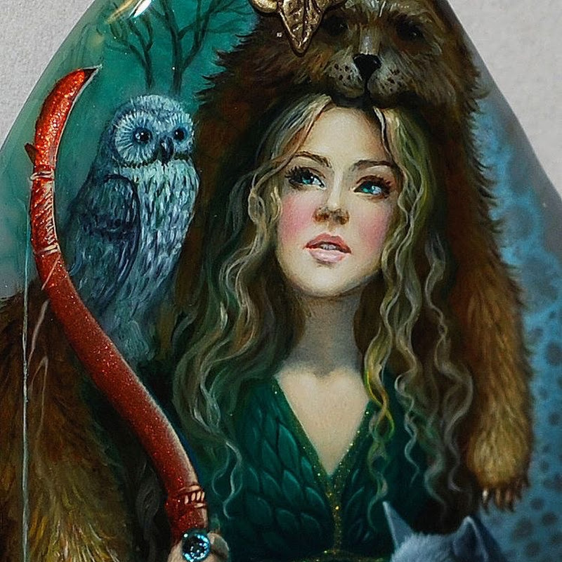 TATI Tarot /Lenormand/ Oracles Logo