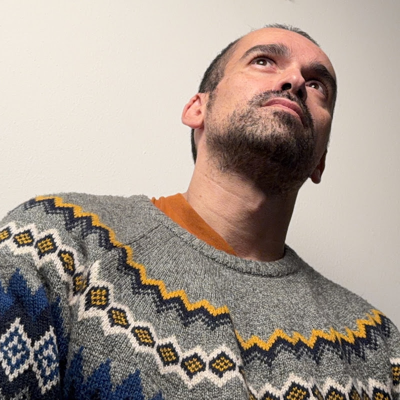 Adrián Casas