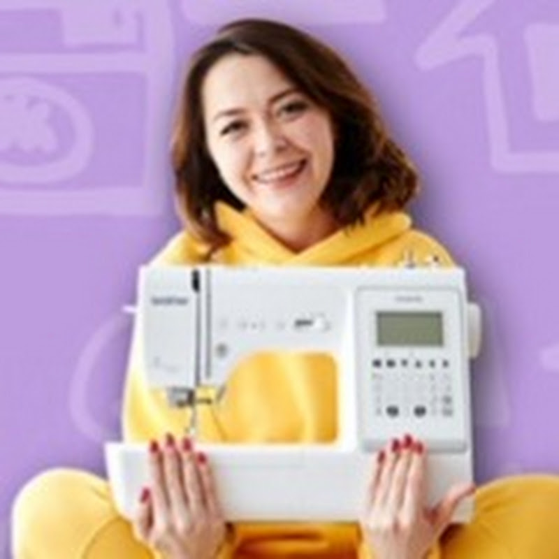 Мама шила малышу Logo