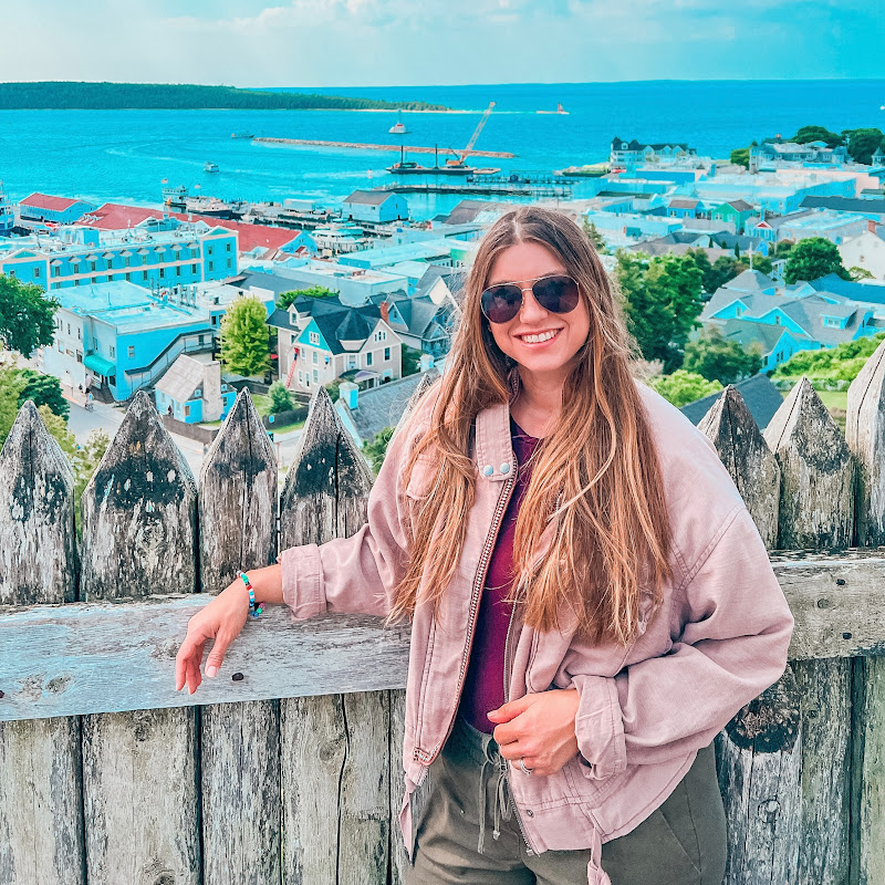 TravelHappyAmanda