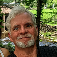 The Gatlinburg Hussey net worth