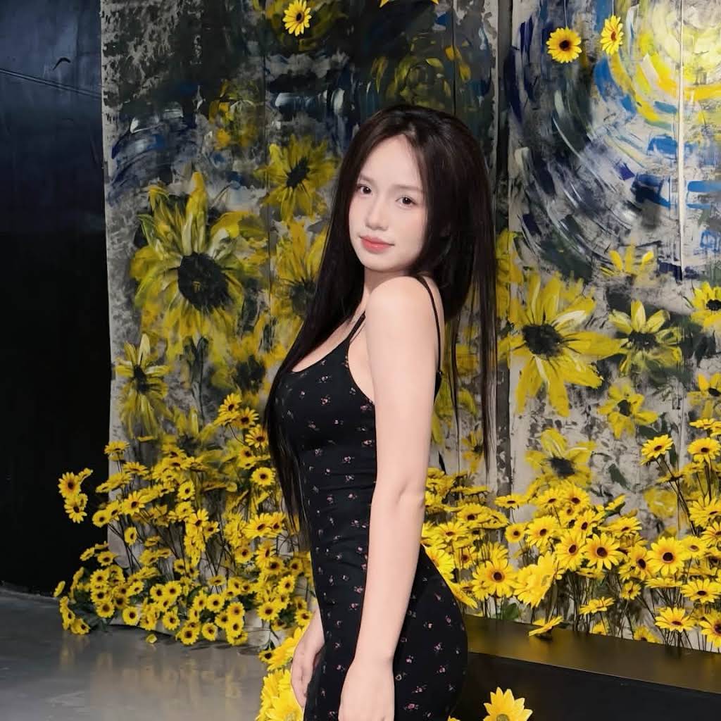 Post from Quynh Nhu - YouTube