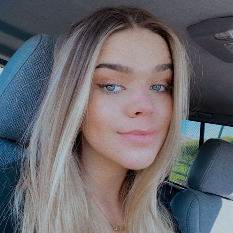 Karina Young icon