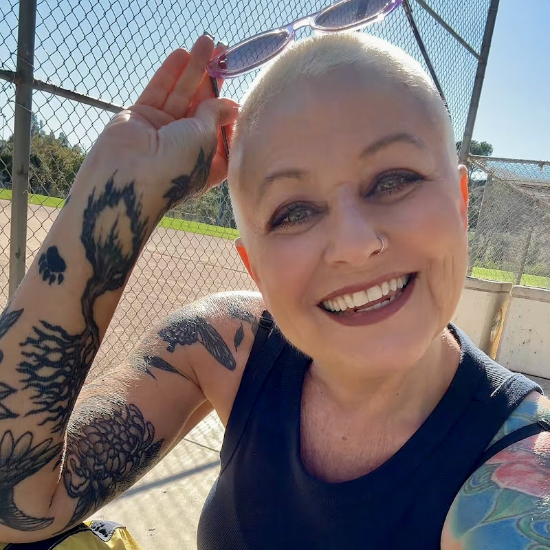 Lonni | Gray Hair And Tattoos