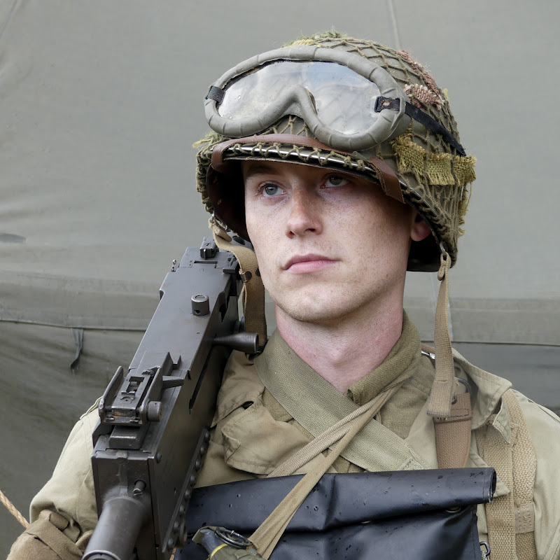 World War Wisdom Logo