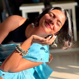 Sreya Jayadeep photo