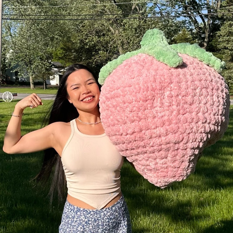 Vivian the Strawberry 
