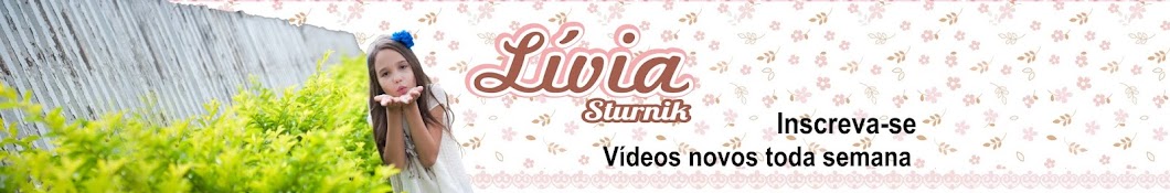 LÃ­via Sturnik YouTube channel avatar