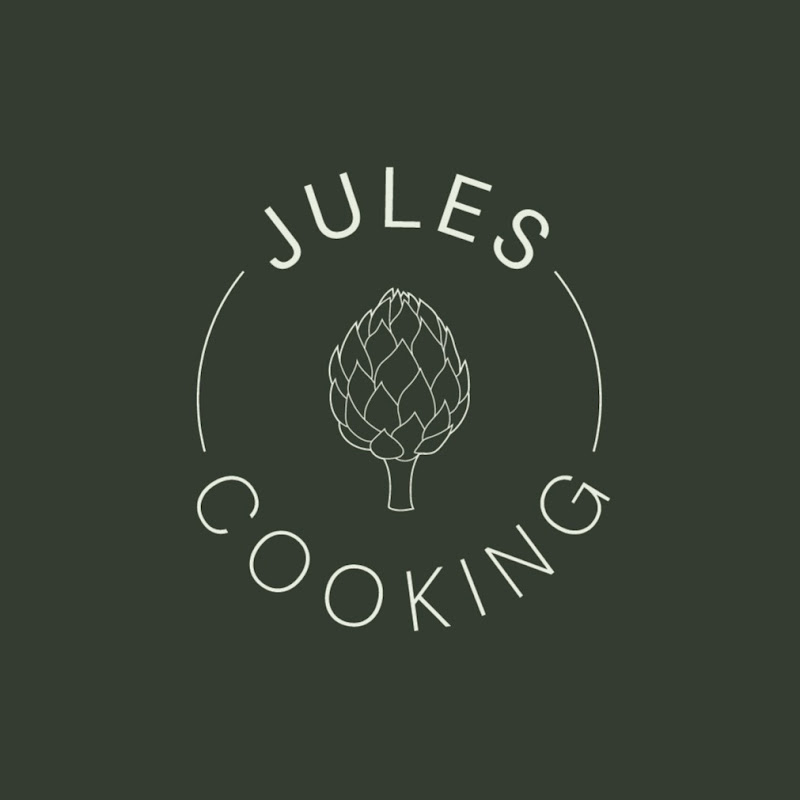 Jules Cooking