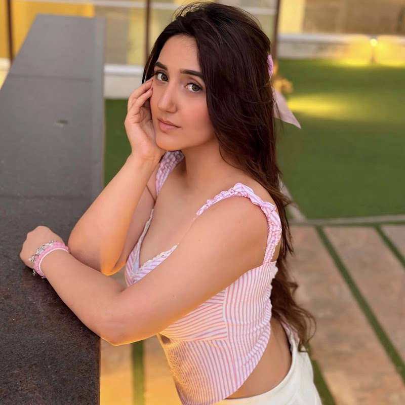 Ashnoor Kaur