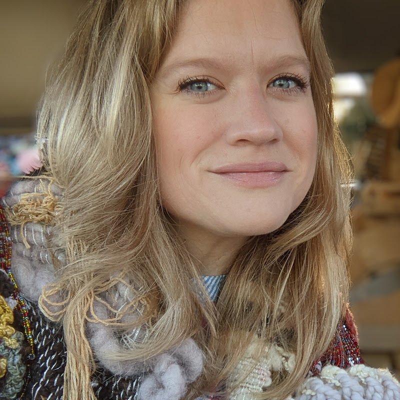 Neauveau Fiber Art Studio - Ashley Martineau icon