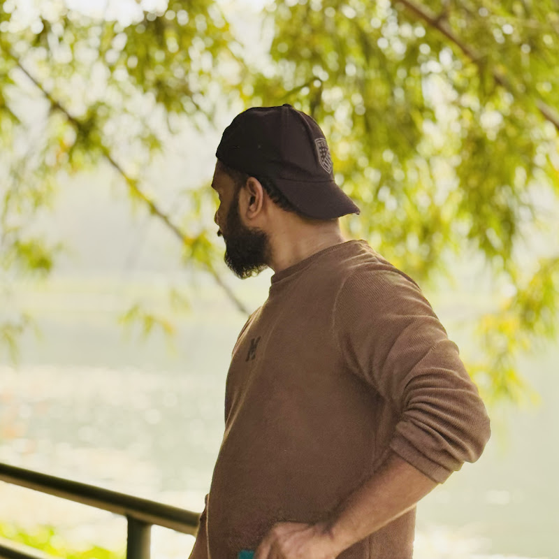 KISWAH LADIES BOUTIQUE 