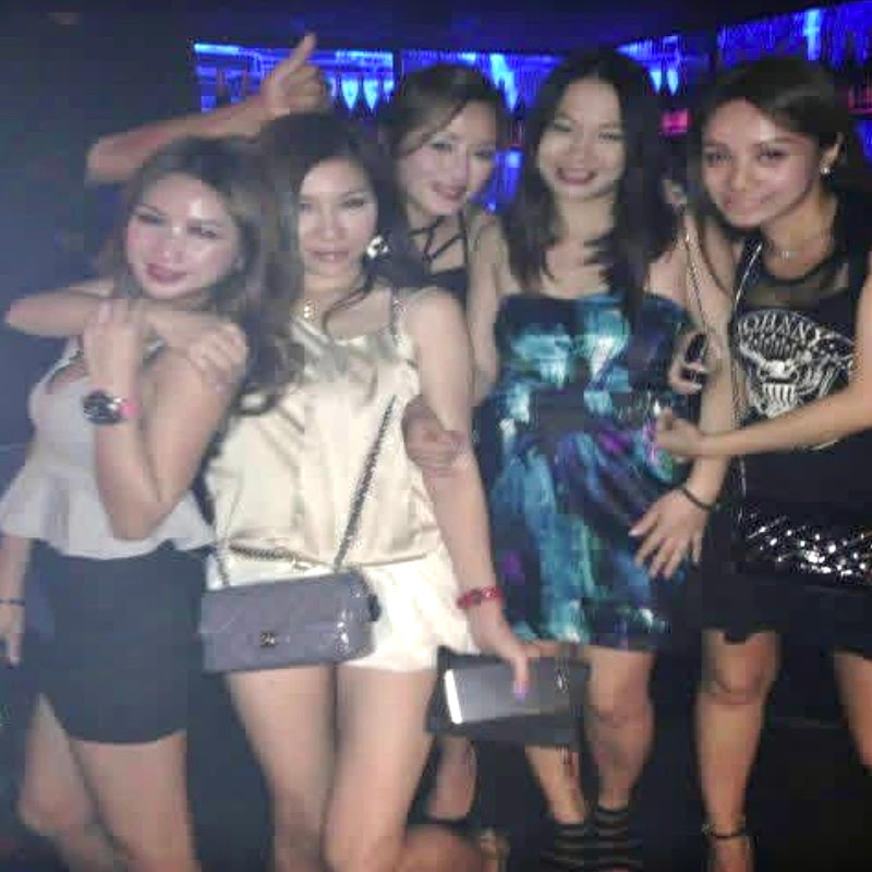 Late Night - Topic avatar