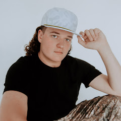 Braden Hull - Topic