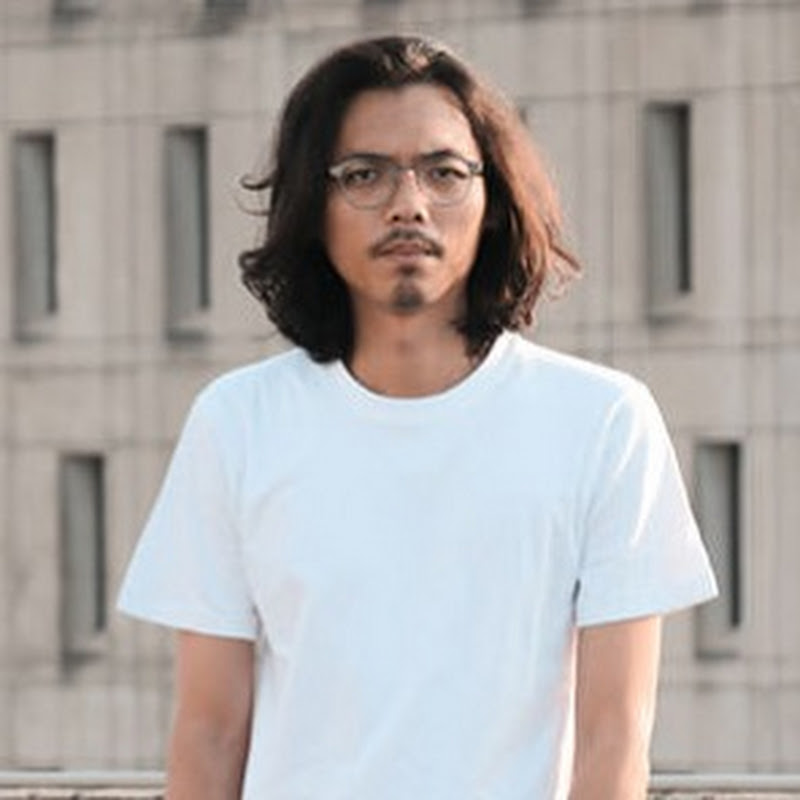 賴勇霖影像日記 Logo