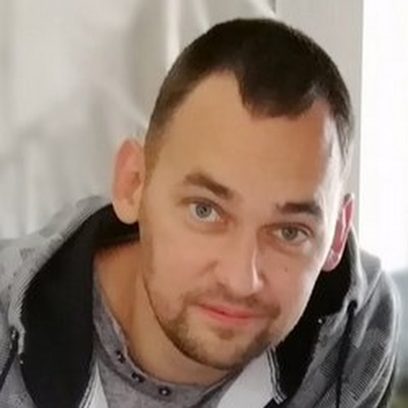 Владимир Новиков Logo