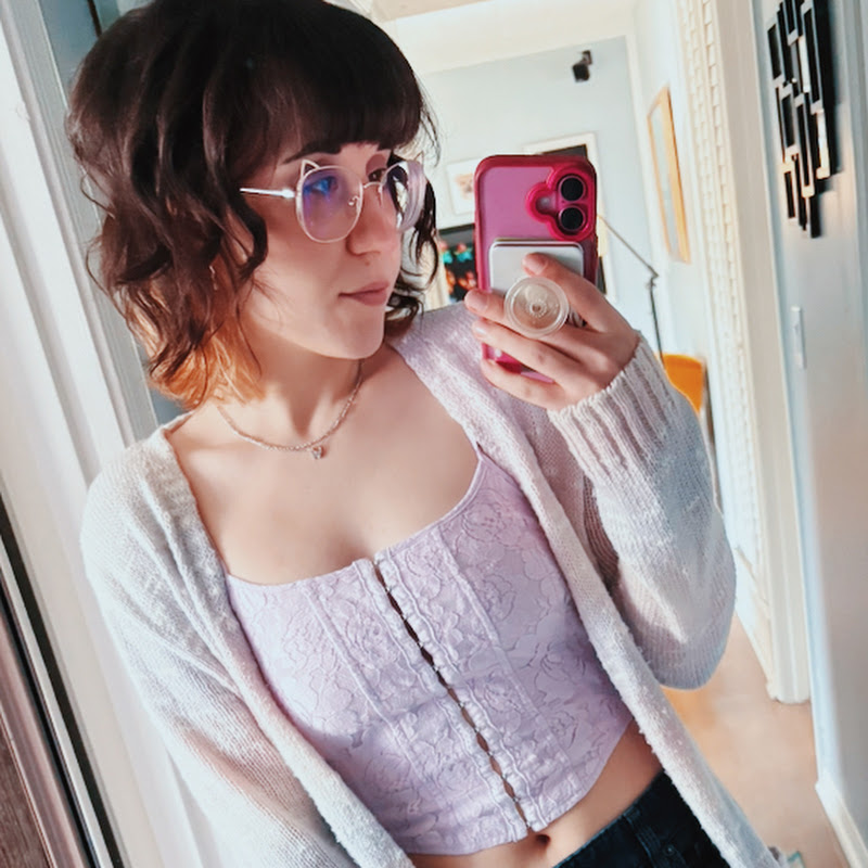 MsRandomCreation (Amber)