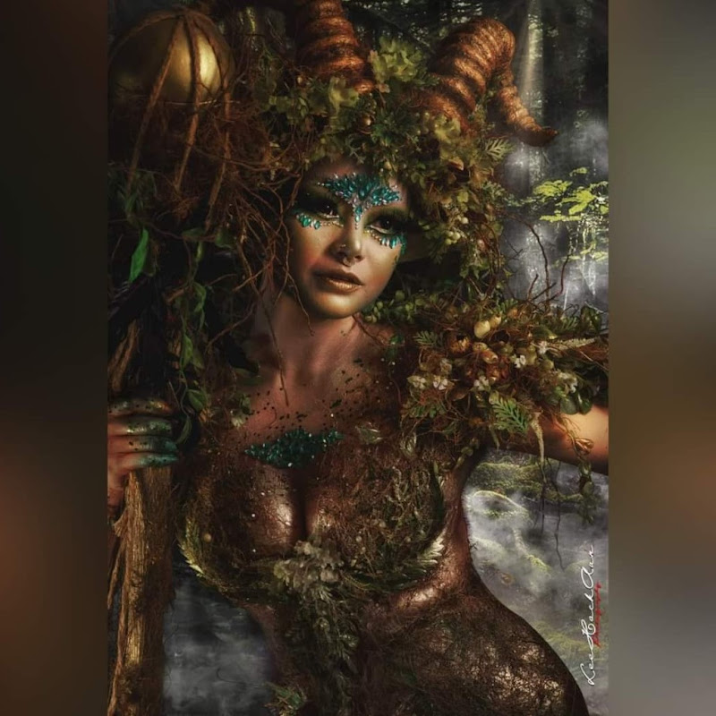 Lady Hyacinth Z "The White Sorceress "