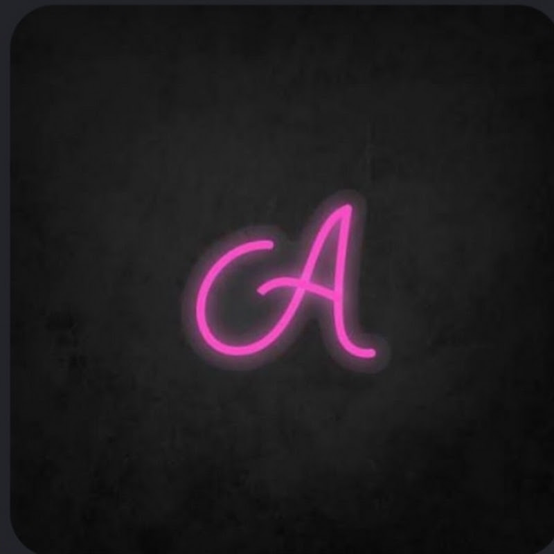 A.girl.