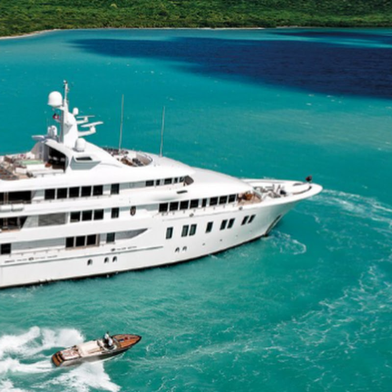 Luxury Lifestyle, Hedonism, Travel & Happiness™