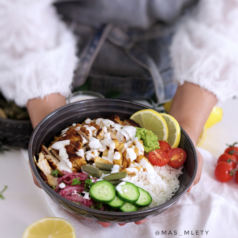 Mona almashrqi | مُنى المشرقي 