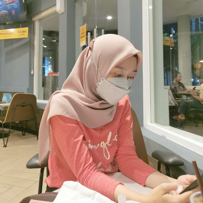 Ayu Cahyani Putri