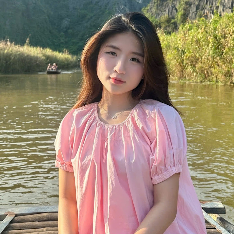 Bà Chúa Ăn Hàng