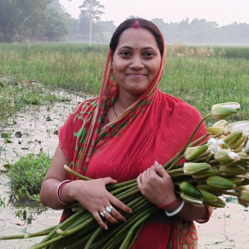 Shampa kitchen with Village food 