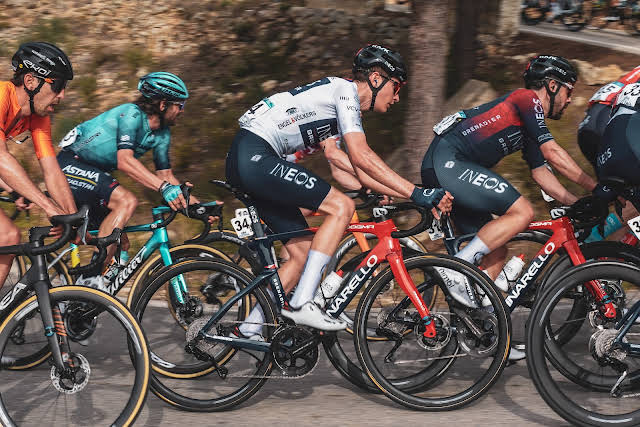 UzjF_0yhtNRx2KGgtxr9dJUDtEoVyHoUKrWwqK87