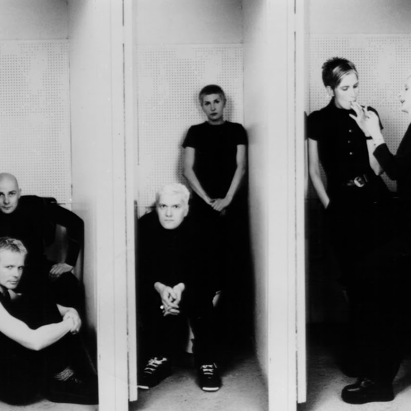 Chumbawamba - Topic