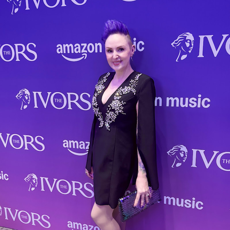 Listen In Colour with Rachel Walker Mason Logo