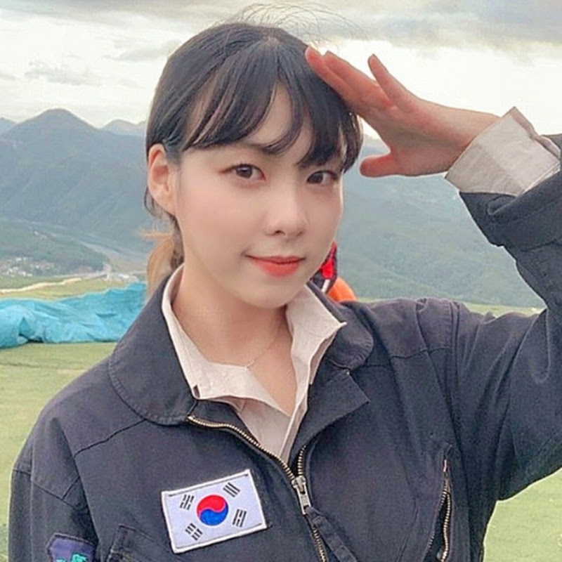 희수투어 HEESU TOUR Logo