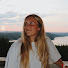 NUYOtws_uWM-channel-avatar-Taylor Beth