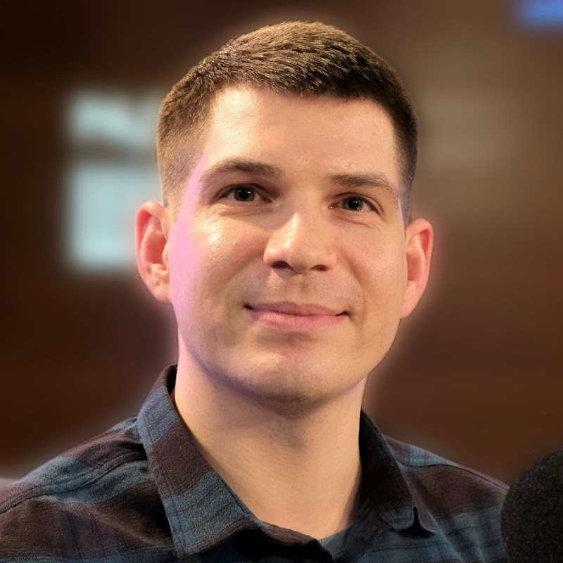 Максим Васильченко | Психолог | Графолог Logo