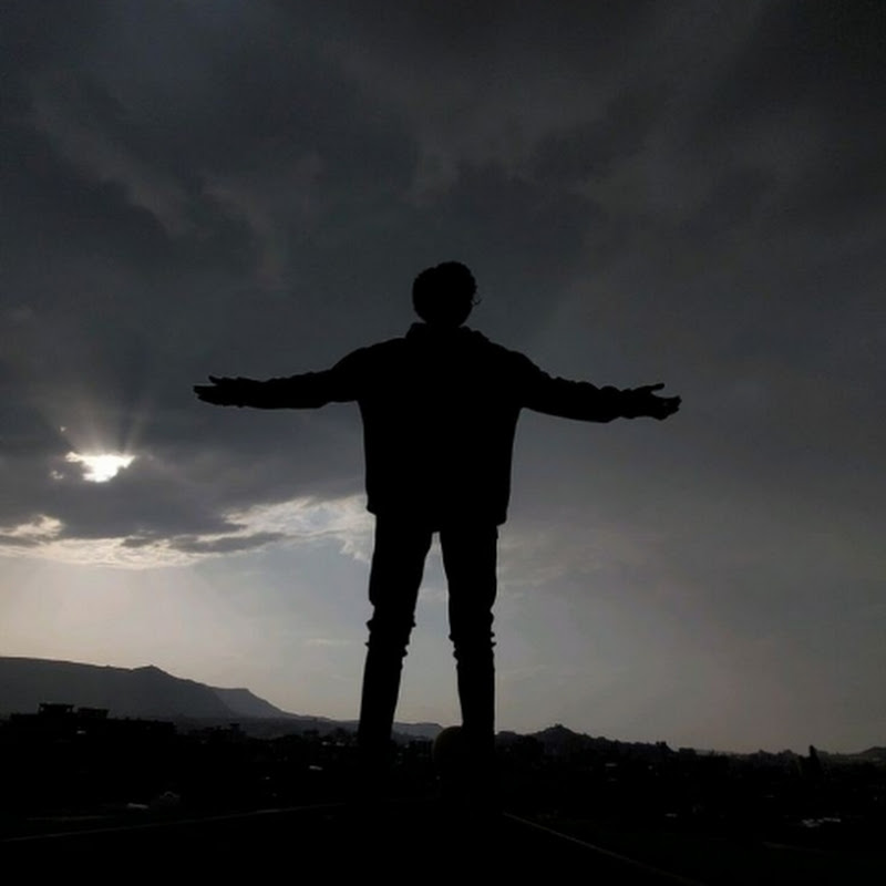 عاشق الحروب 🦅🔥