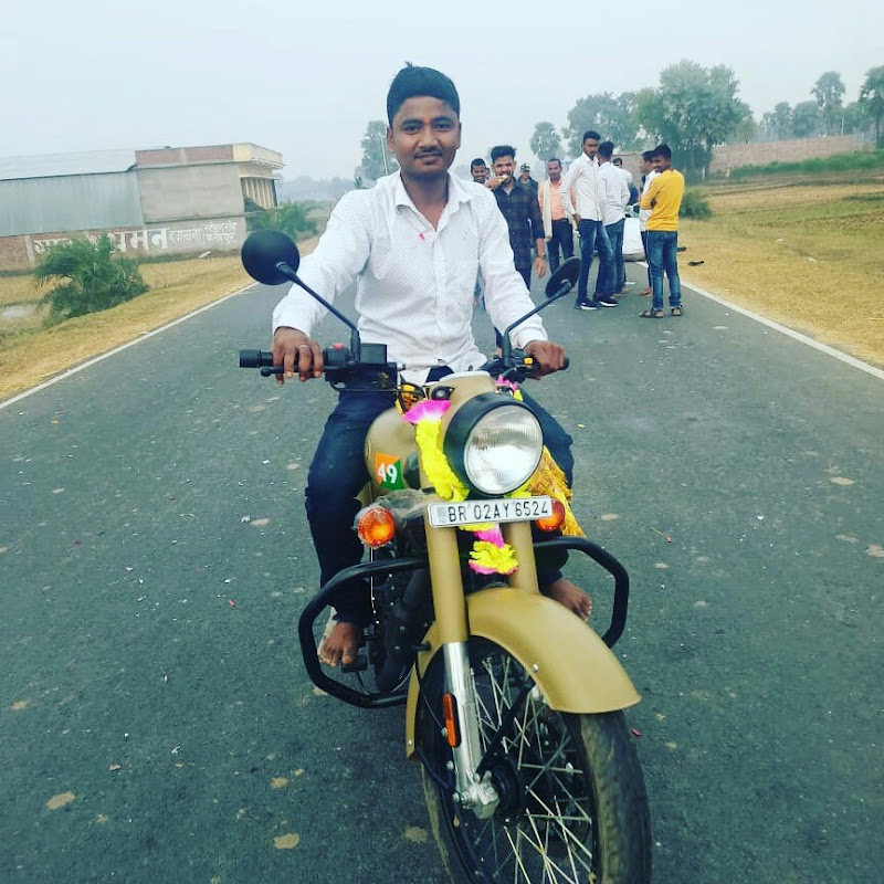 Navin Gupta vlogs