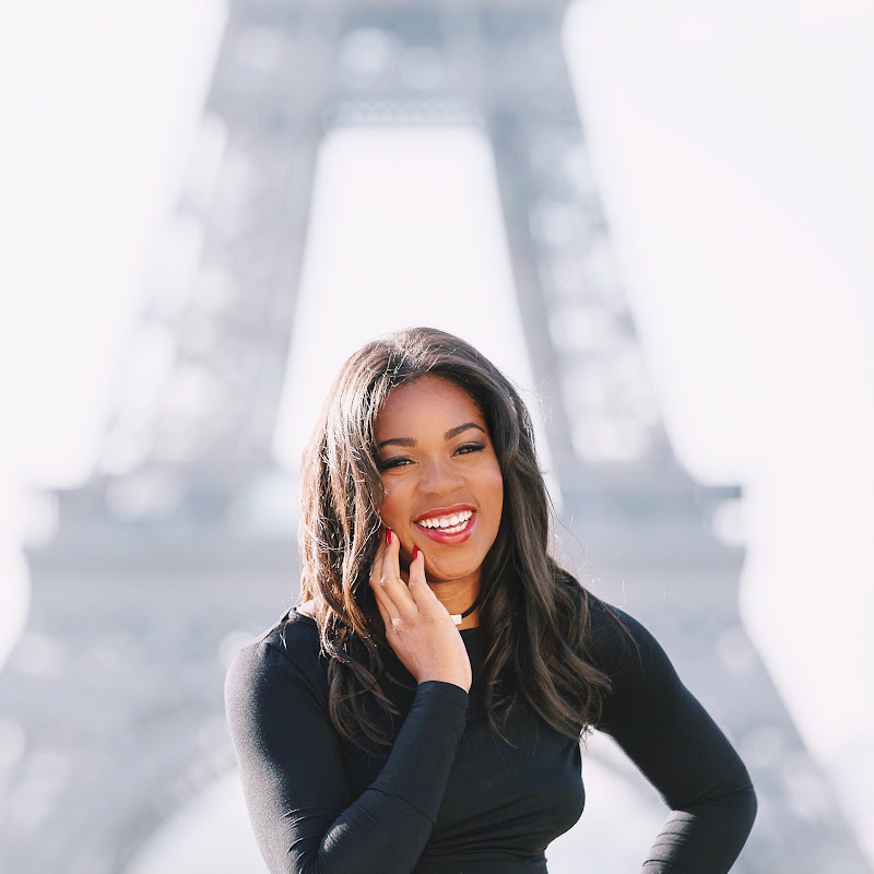 Natanya Bravo | The Bravo Life Logo