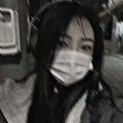 @𝖖𝖚𝖊𝖊𝖓_𝖔𝖋_𝖒𝖔𝖔𝖓