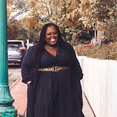 Vania MicKelle net worth