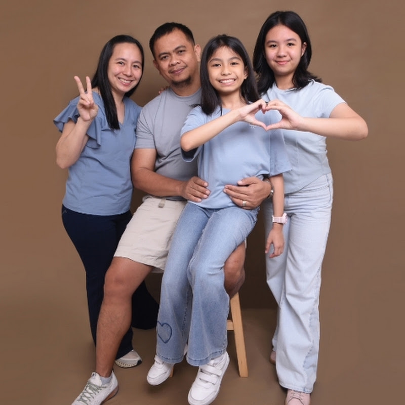Vives Family and Lifestyle