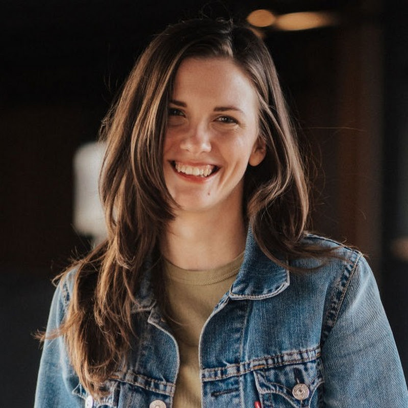 Freelancing With Jenessa Logo